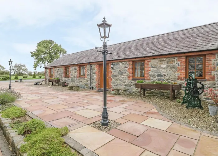 Lily Cottage